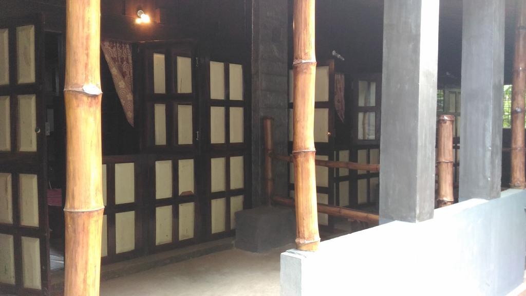 Wood House Munnar Villa Buitenkant foto