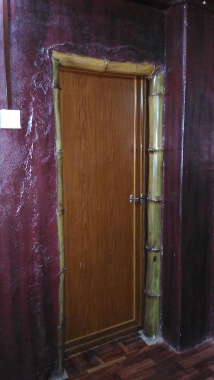 Wood House Munnar Villa Buitenkant foto